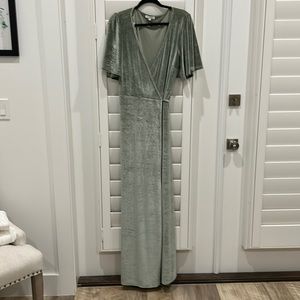 Baltic Born Sage Green Velvet XXL wrap dress - only worn once, can fit Med-XXL